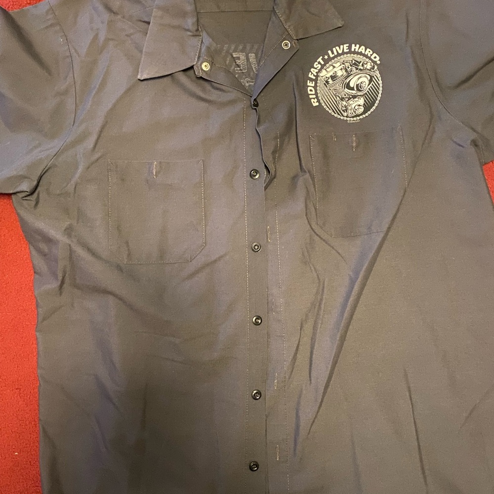Men's Black Short Sleeve Shirt